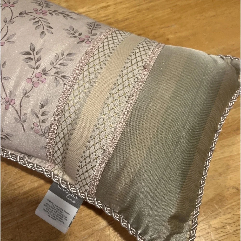 Vintage Croscill Cotswold Pillow‎ Lumbar Pink FCream Floral 20x11